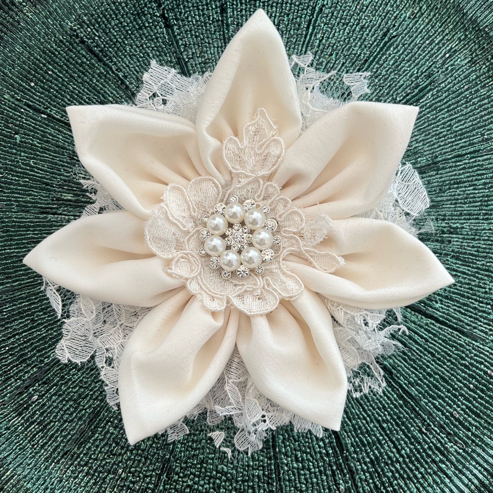 Fabric flower brooch